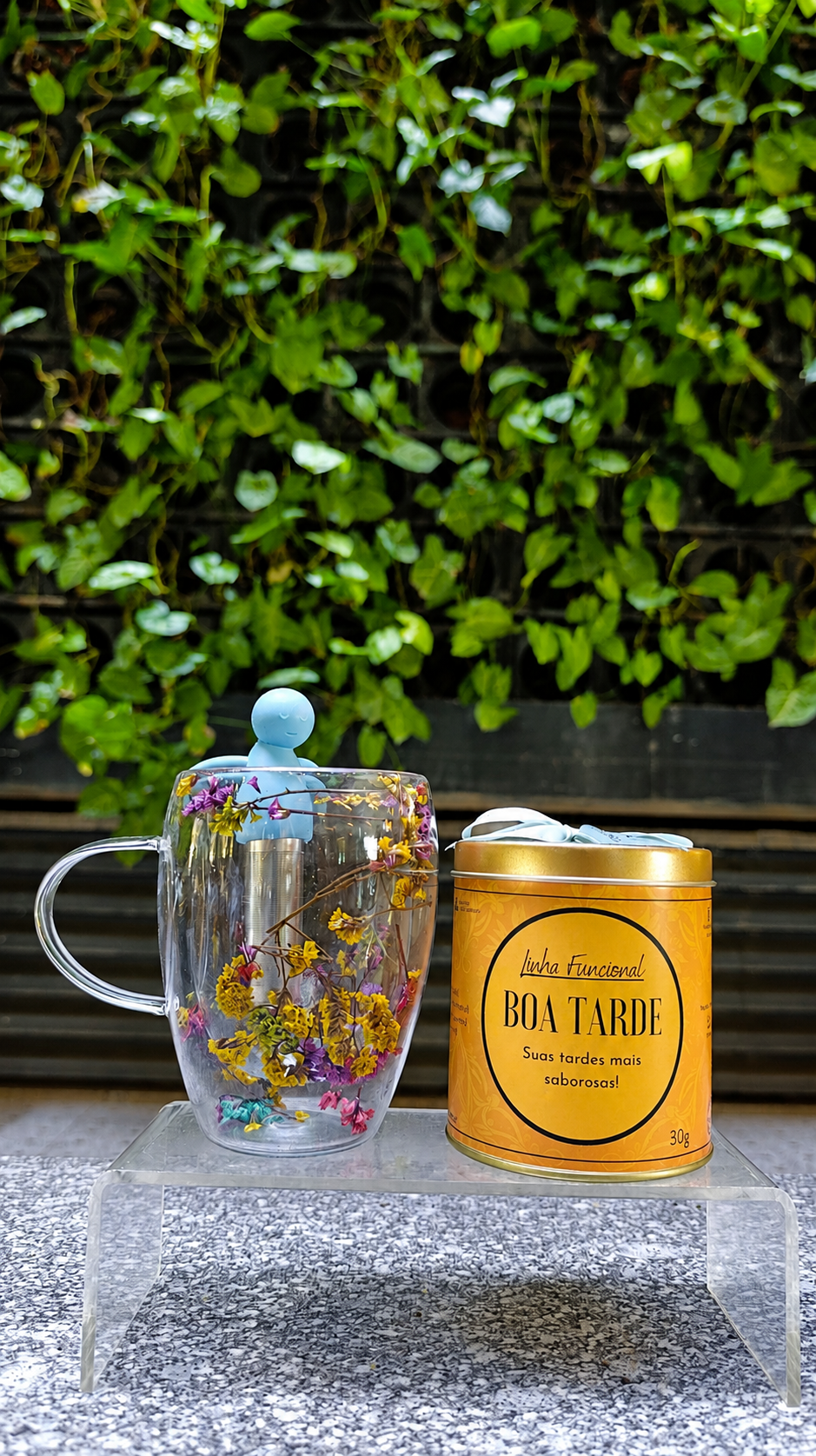Kit Blend Boa Tarde Lata + Xícara + Infusor de Boneco